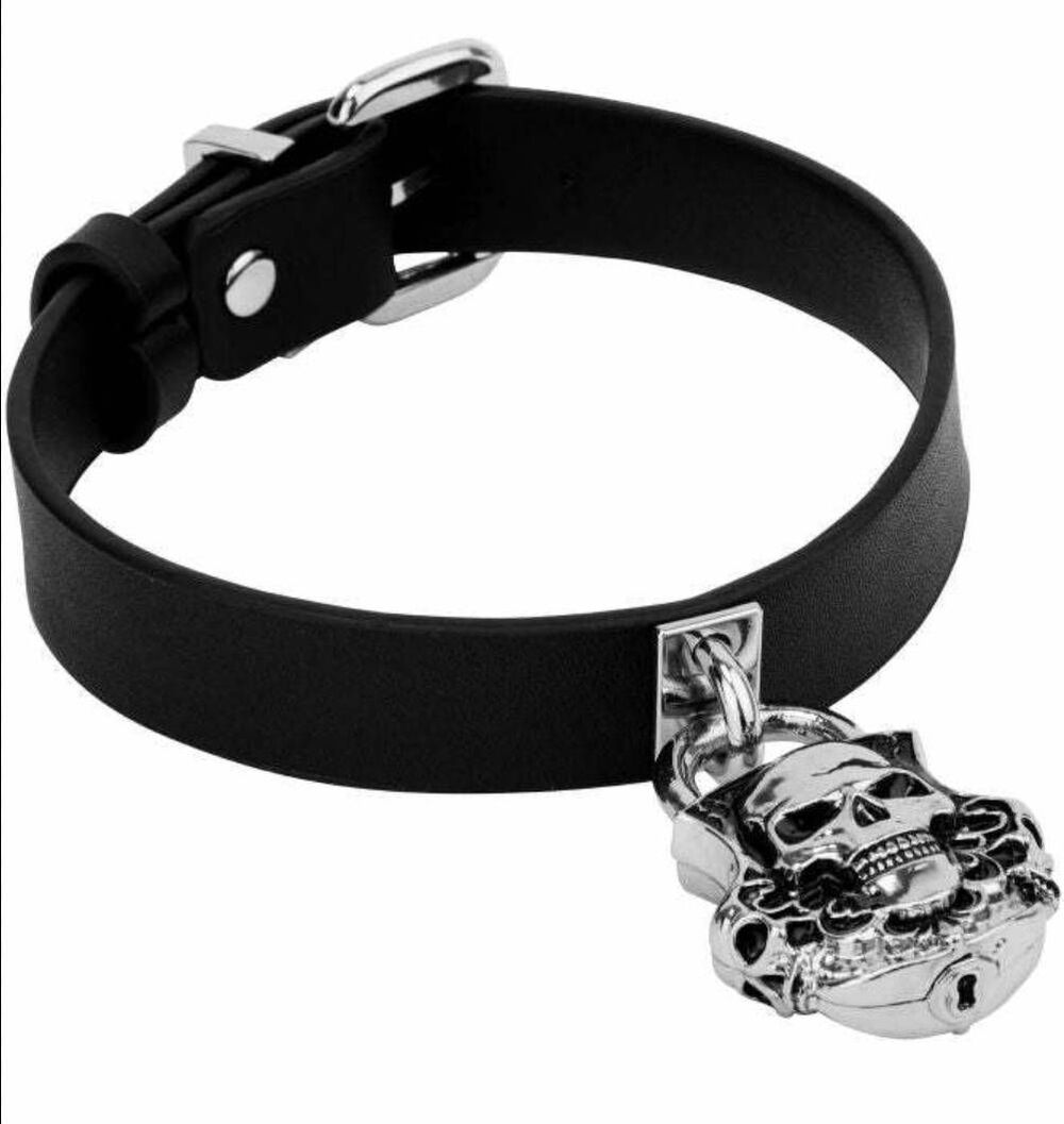 KILLSTAR Lock Me Up Choker Skull Locķ Statement Charm Adjustable Pendant